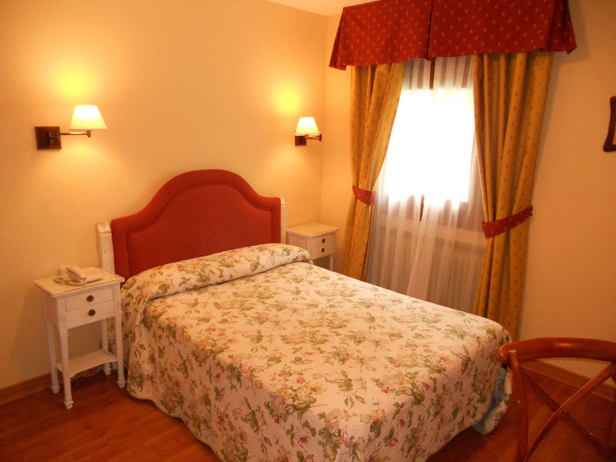 Hotel Rural Las Postas Navacerrada Eksteriør bilde